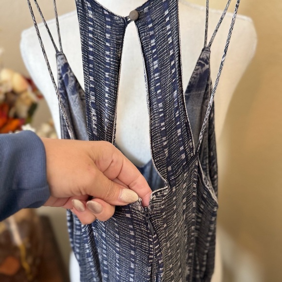(BOGO FREE) {Anthropologie} HD in Paris Harbor jumpsuit sz 6 P - Picture 5 of 6